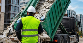 Вывоз строительного мусора в Лениногорске: услуги лицензированной компании — ПроМусор